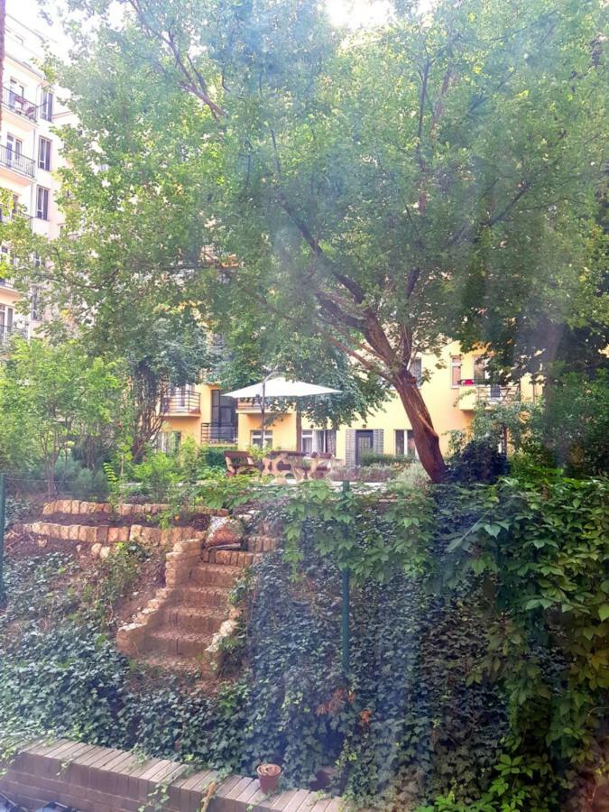 Stylish A Few Steps From Metro Apartamento
